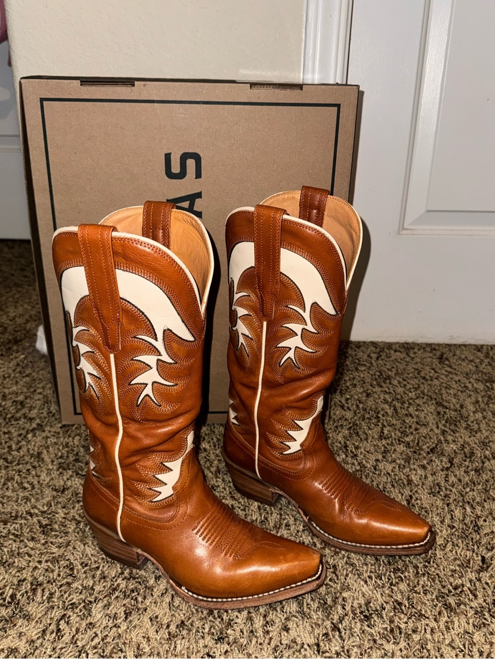 Tecovas The Annie- Pecan/Bone Cowhide